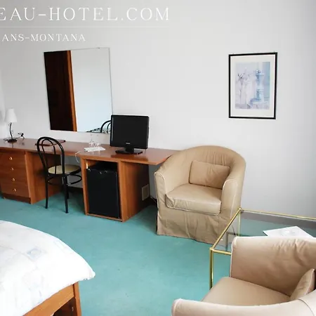 Mirabeau Szálloda 3*